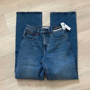 Abercrombie & Fitch Women’s 90’s Relaxed Curve Love Jeans